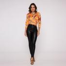 Blusa Cropped Transpassada de Manga 3/4 e amarração Blusa Cropped Transpassada de Manga 3/4 e amarração