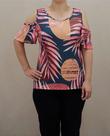 Blusa de Malha Fria com Ombro Aberto e Detalhes