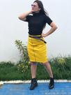 Blusa em Tricot /saia material sintético na cor amarela o cinto não acompanha Blusa em Tricot /saia material sintético na cor amarela o cinto não acompanha