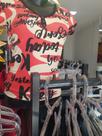 Blusa estampas variadas