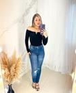 Blusa feminina côr preto tamanho médio Blusa feminina côr preto tamanho médio