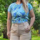 Blusa Feminina Em Malha Estampada Gola Redonda 336009 Cor:Meia Lua CoralTamanho:M