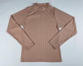 Blusa Feminina Manga Longa com Gola Alta Blusa Feminina Manga Longa com Gola Alta