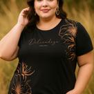 Blusa Feminina Plus Size em Viscose com Estampa Floral e Gola Redonda Cereja Rosa