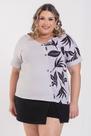 Blusa Feminina Plus Size Malha Suede Detalhe Botão e Sublimado - Serena