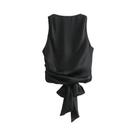 Blusa Feminina Sexy de Cetim - Sem Mangas, Gola Redonda, Costas Abertas Blusa Feminina Sexy de Cetim - Sem Mangas, Gola Redonda, Costas Abertas