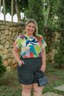 Blusa Plus Size Meia Manga com Franzido no Decote. Blusa Plus Size Meia Manga com Franzido no Decote.