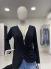 Blusa Preta com decote