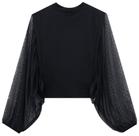 Blusa preta com manga de tule Blusa preta com manga de tule