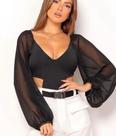 Blusa preta manga bufante
