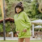 Blusão verde com capuz Blusão verde com capuz