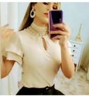 Blusinha com colar