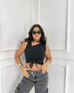 Blusinha Helena: Sofisticação e Leveza para Todos os Momentos Blusinha Helena: Sofisticação e Leveza para Todos os Momentos