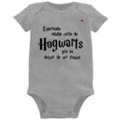 Body Bebê Esperando minha carta de Hogwarts - Foca na Moda Body Bebê Esperando minha carta de Hogwarts - Foca na Moda