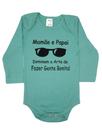 Body Bebê ML (P/M/G) - Mamãe e Papai Dominam a Arte de Fazer Gente Bonita - Barato Bebê - Verde Body Bebê ML (P/M/G) - Mamãe e Papai Dominam a Arte de Fazer Gente Bonita - Barato Bebê - Verde