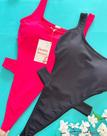 Body feminino cavado em visco lycra 2 opções de cores, com bojo, e fechamento nas pernas,veste P e M Body feminino cavado em visco lycra 2 opções de cores, com bojo, e fechamento nas pernas,veste P e M