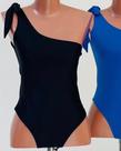 Body feminino na cor preto com uma alça de amarrar TAM P