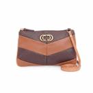 Bolsa Classe Crossbody 3580 - Nocciola Tamanho:ÙnicoGênero:FemininoCor:Marrom Bolsa Classe Crossbody 3580 - Nocciola Tamanho:ÙnicoGênero:FemininoCor:Marrom