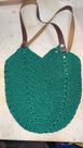 Bolsa crochê verde com alça couro