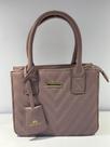 Bolsa de alça feminina na cor clara