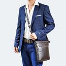 Bolsa de Couro com Bolso Frontal Bauarte