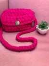 Bolsa de fio de malha em crochê rosa pink