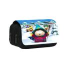 Bolsa de lápis South Park Kyle's Broflovski Poliéster 20x7,5x10cm Bolsa de lápis South Park Kyle's Broflovski Poliéster 20x7,5x10cm