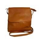 Bolsa de Ombro em Couro Legítimo Modelo Jô, Cor Caramelo - marca