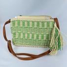 Bolsa De Palha Artesanal Feminina Tiracolo Com Alça Transversal Moda Praia Verão Com Pom Pom verde