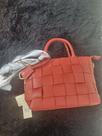 Bolsa detalhada