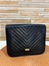 Bolsa Elegance V Matelassê Preta