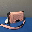 Bolsa em material sintético