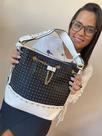 Bolsa fem preta com detalhes
