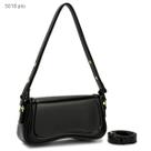 Bolsa Feminina Baguete com Tampa e Alças de Ombro e Transversal 5018 Bolsa Feminina Baguete com Tampa e Alças de Ombro e Transversal 5018