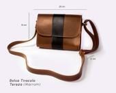 Bolsa feminina básica tiracolo material ecológico sintético marrom Bolsa feminina básica tiracolo material ecológico sintético marrom
