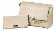 Bolsa Feminina Baú Texturizado Croco Transversal + Carteira de Mão Bege Bolsa Feminina Baú Texturizado Croco Transversal + Carteira de Mão Bege