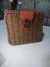 Bolsa feminina bem versatil