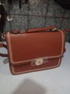 Bolsa feminina bem versatil