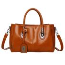 BOLSA FEMININA DE OMBRO MARROM MODERNA ELEGANTE E ESPAÇOSA Cor:Caramelo - GENERICA