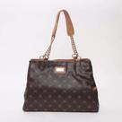 Bolsa feminina em monograma Bolsa feminina em monograma