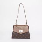 Bolsa feminina em monograma