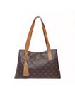 Bolsa feminina em monograma