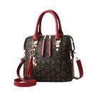 Bolsa Feminina Grande de Couro PU com Borla e Letras - Bolsa de Ombro Fashion
