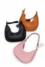 Bolsa Feminina Hobo Moderna Meia Lua Elegante e Versátil com Detalhe Dourado