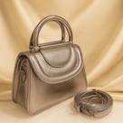 Bolsa Feminina Julia Elegante Com Alca Ferragem Plastico E Alca Transversal Ajustavel Cor:Grafite