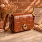 Bolsa Feminina Pequena Luxo Matelassê Elegante Casual e Social Alta Qualidade Bolsa Feminina Pequena Luxo Matelassê Elegante Casual e Social Alta Qualidade