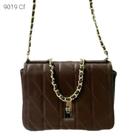 Bolsa Feminina Transversal Mão Matelassê com Alça de Corrente Dourada 9019 CorRosa Bolsa Feminina Transversal Mão Matelassê com Alça de Corrente Dourada 9019 CorRosa