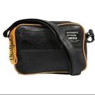 Bolsa Garfield tranversal pequena com chaveiro exclusivo