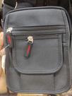 Bolsa lateral masculina cor cinza alça ajustavel