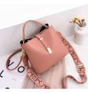 Bolsa Pequena Feminina De Mao E Transversal Casual Luxuosa Bolsa Pequena Feminina De Mao E Transversal Casual Luxuosa